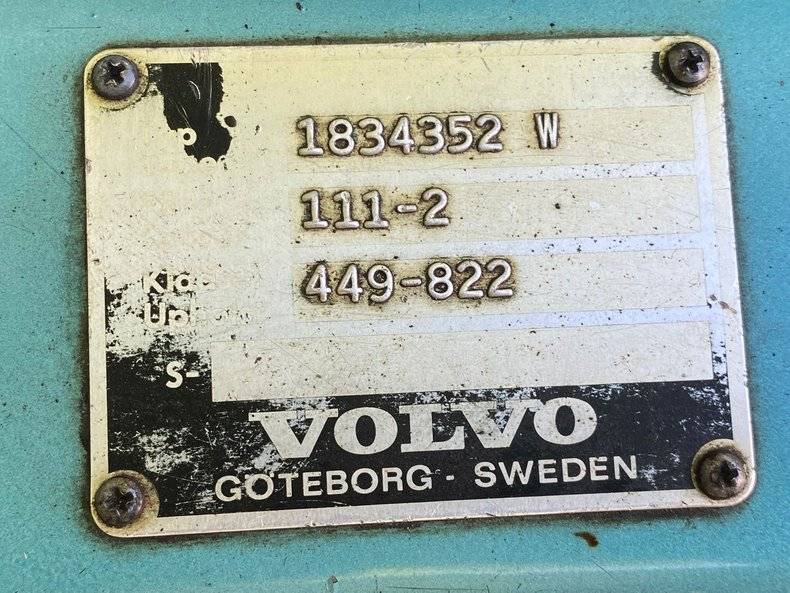 Image 37/38 of Volvo 1800 ES (1972)