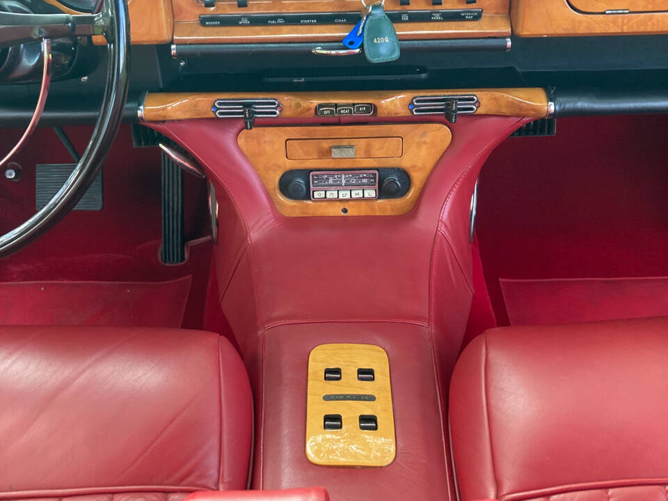 Image 52/52 de Jaguar 420 G (1967)