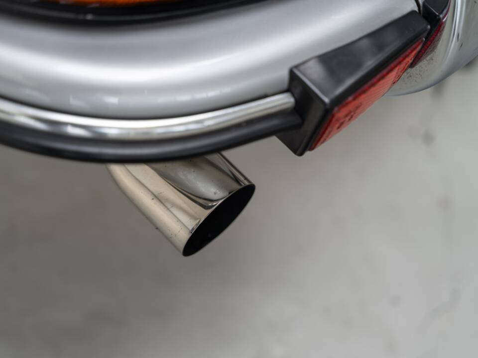 Image 35/41 de Porsche 911 2.4 E (1973)