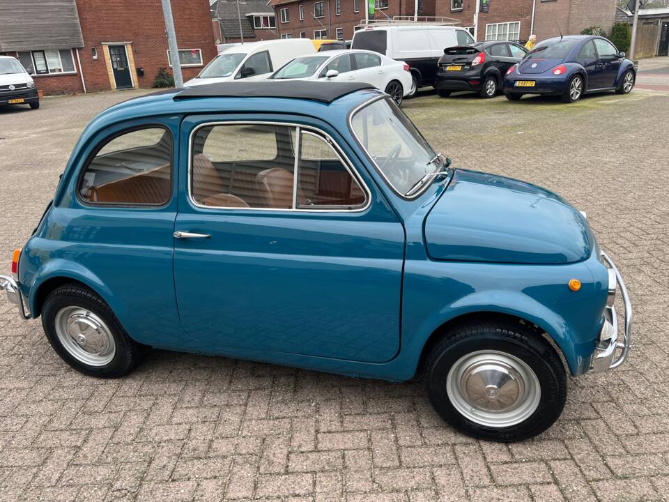 Image 26/37 of FIAT 500 F (1969)
