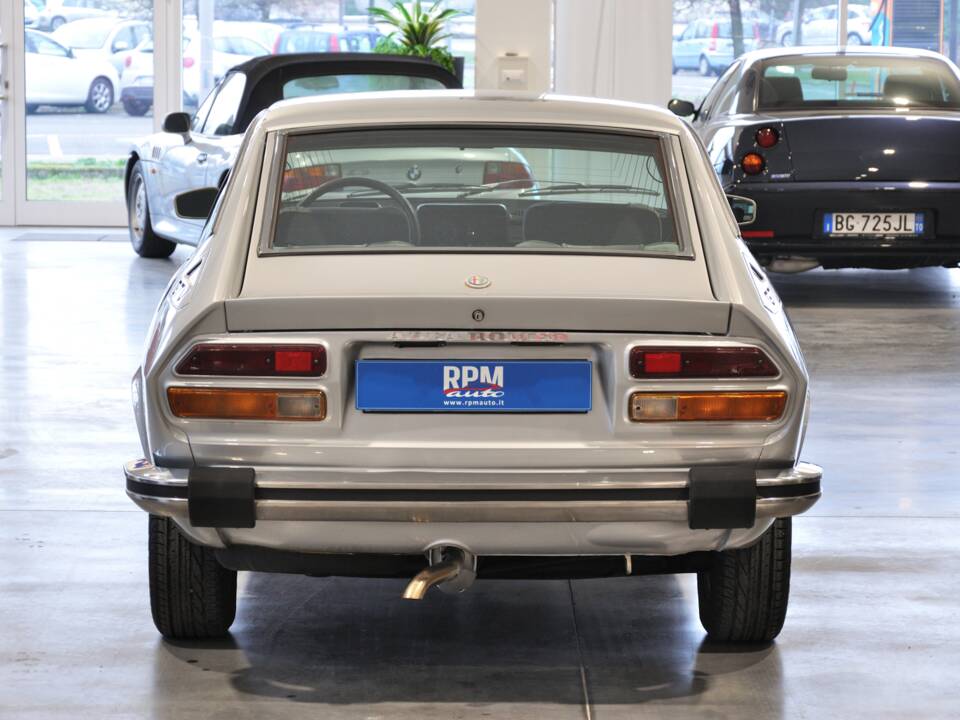 Bild 10/25 von Alfa Romeo Alfetta GTV 2.0 L (1980)