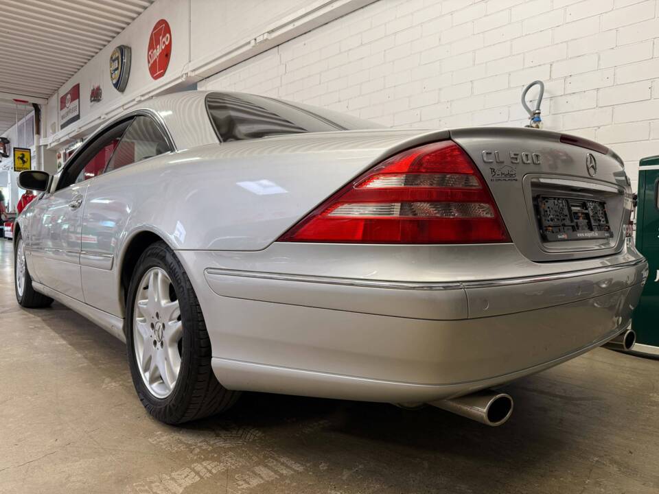 Bild 14/20 von Mercedes-Benz CL 500 (2002)