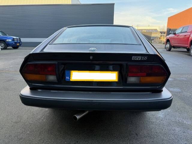Immagine 4/22 di Alfa Romeo GTV 2.0 (1983)
