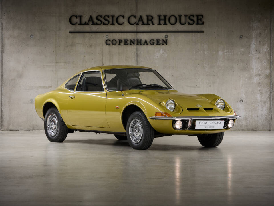 Immagine 7/89 di Opel GT 1900 (1972)