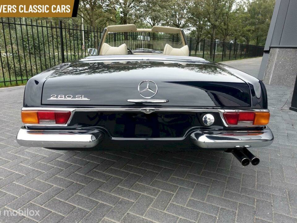 Image 2/11 of Mercedes-Benz 280 SL (1971)