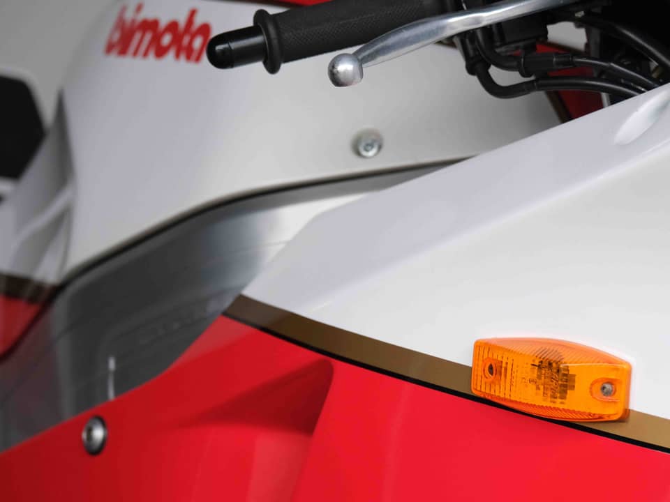 Image 31/95 of Bimota YB6 (1990)