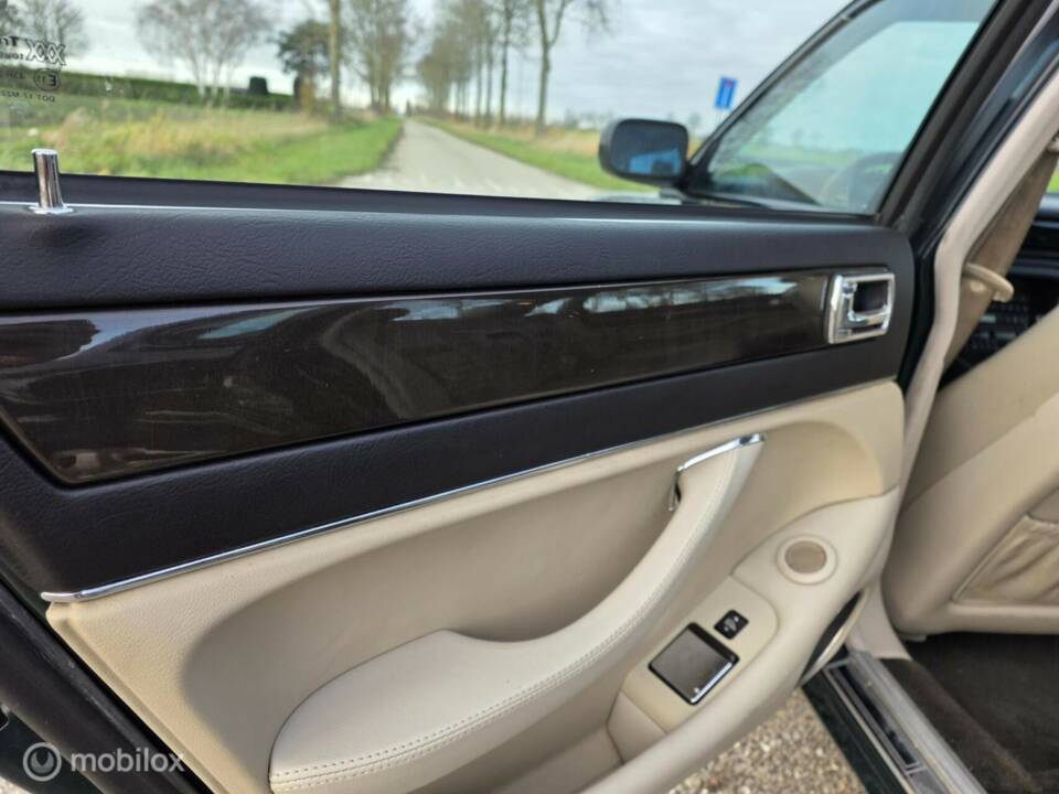 Bild 23/31 von Jaguar XJR 4.0 Supercharged (1997)