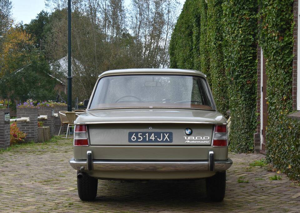Bild 6/8 von BMW 1800 (1969)