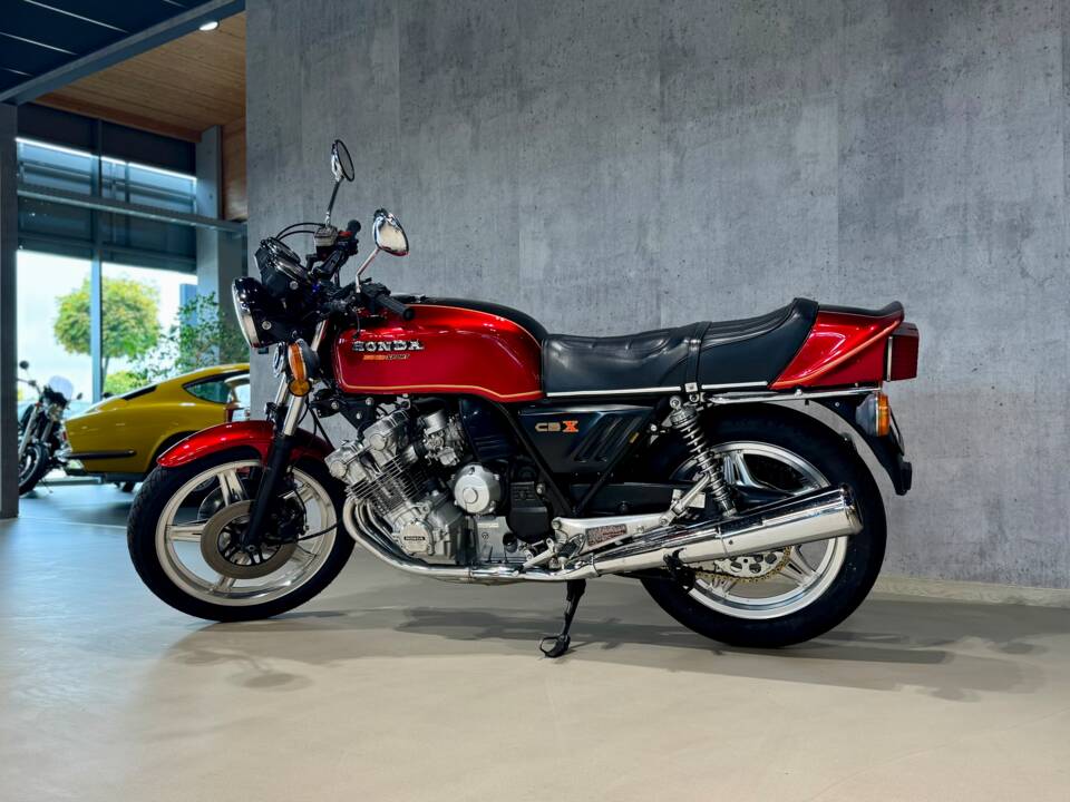 Image 5/34 of Honda DUMMY (1981)