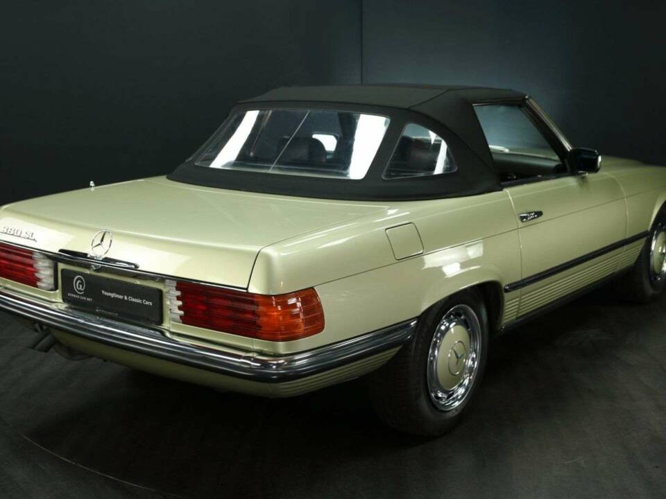 Imagen 41/50 de Mercedes-Benz 380 SL (1984)