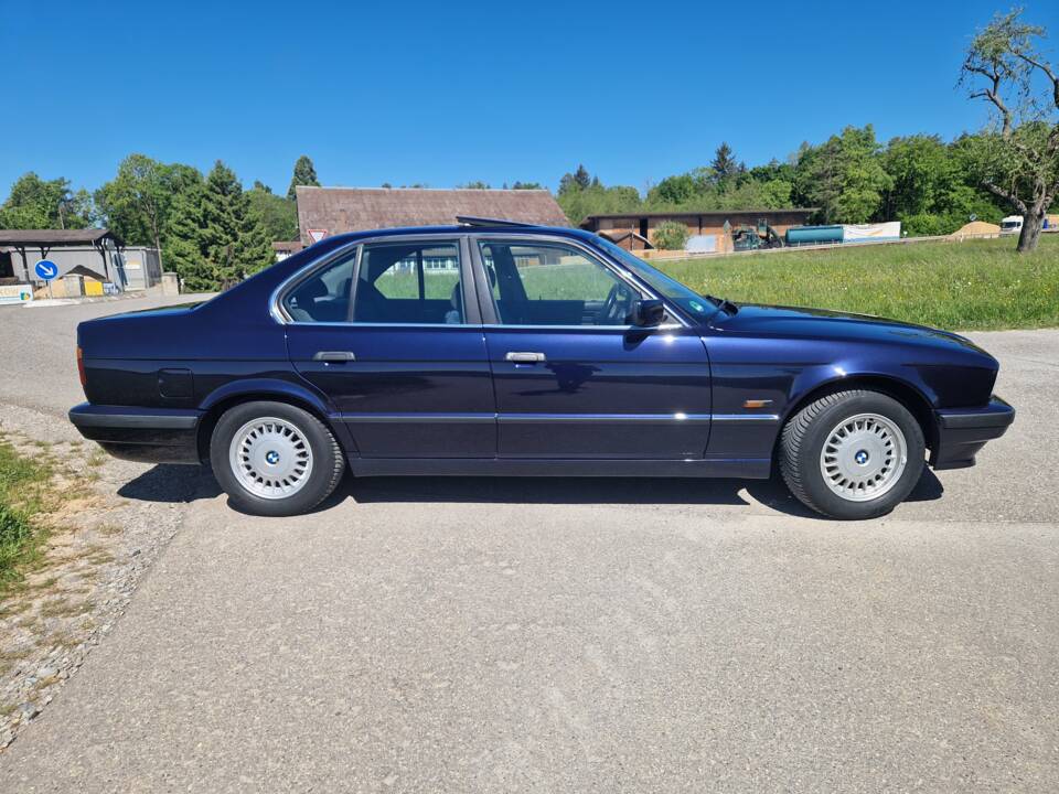 Afbeelding 2/18 van BMW 520i (1994)