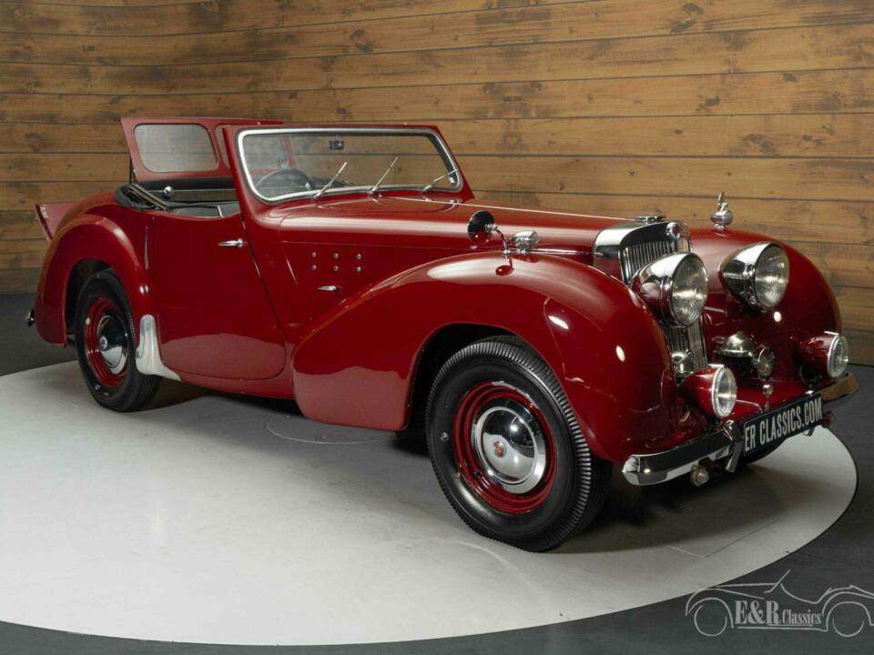 Image 4/19 of Triumph 1800 Roadster (1947)