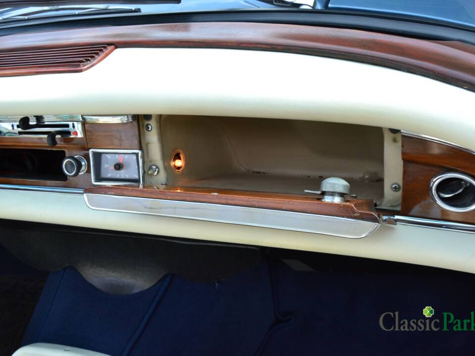 Bild 30/50 von Mercedes-Benz 280 SE 3,5 (1971)