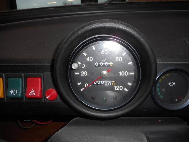 Imagen 14/20 de Trabant 601 S de Luxe (1992)
