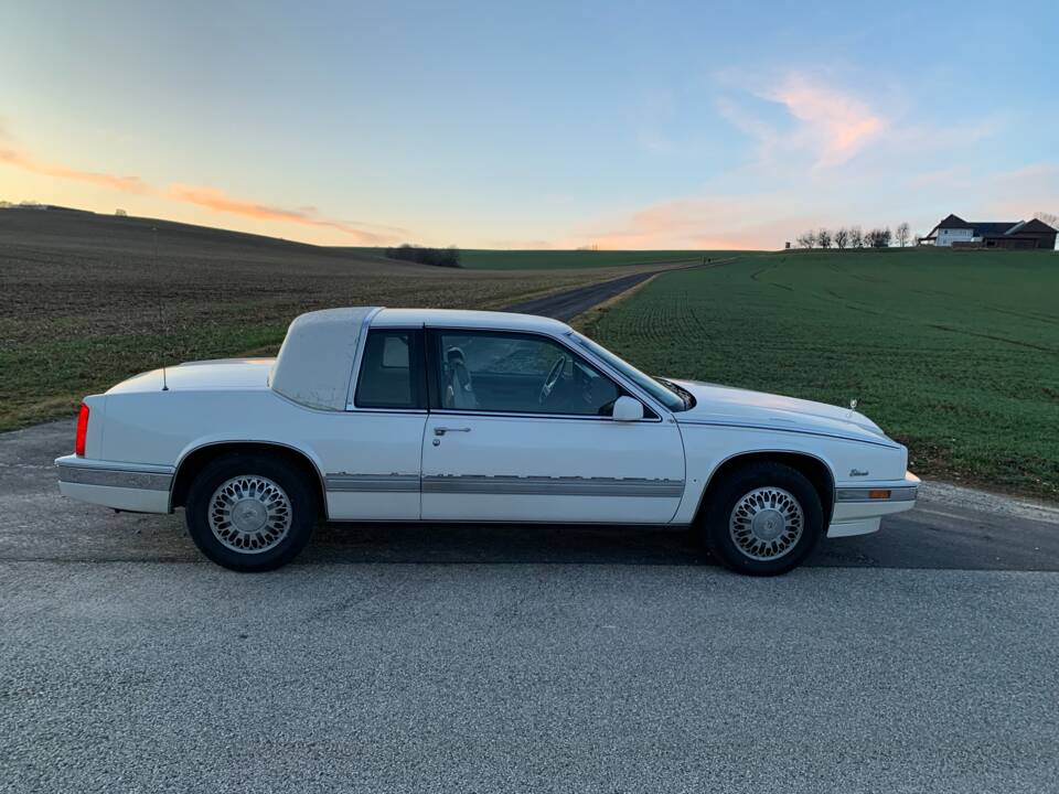 Image 3/7 of Cadillac Eldorado Biarritz (1989)