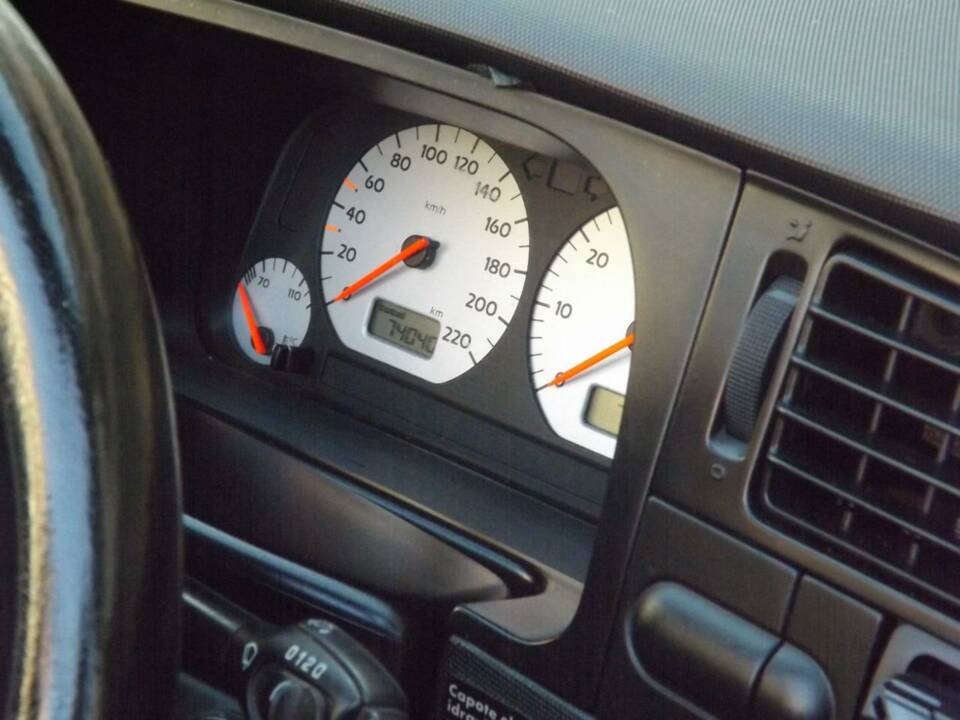 Image 29/50 of Volkswagen Golf III Cabrio 1.6 (1998)