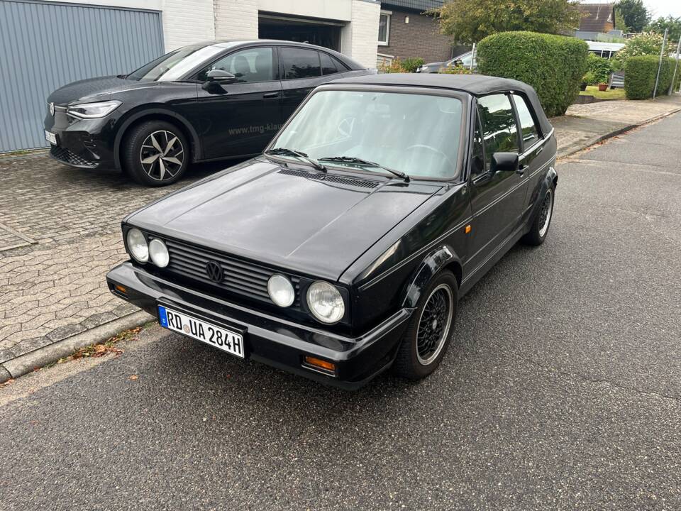 Image 76/78 de Volkswagen Golf Mk I Convertible 1.8 (1989)
