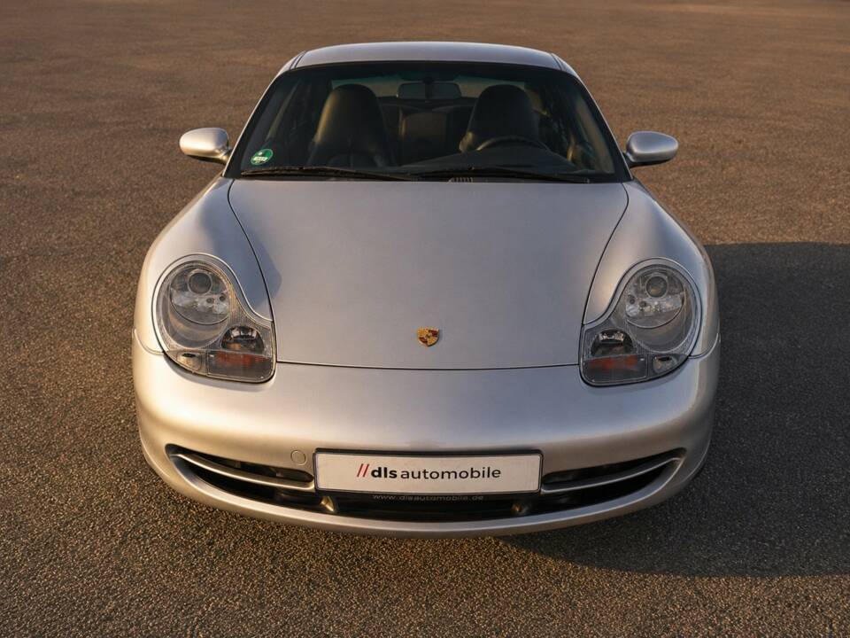 Image 24/49 of Porsche 911 Carrera (1900)