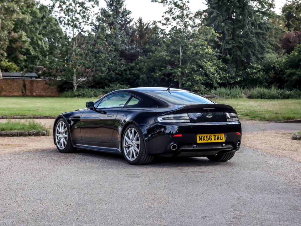 Imagen 30/39 de Aston Martin V8 Vantage (2007)
