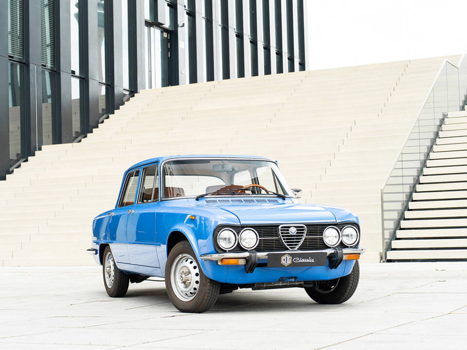 Bild 3/58 von Alfa Romeo Giulia Nuova Super 1600 (1977)