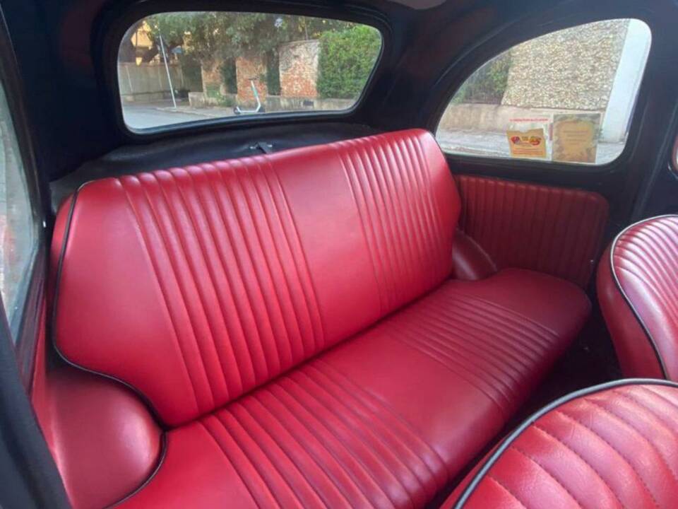 Image 18/41 of FIAT 500 L (1969)