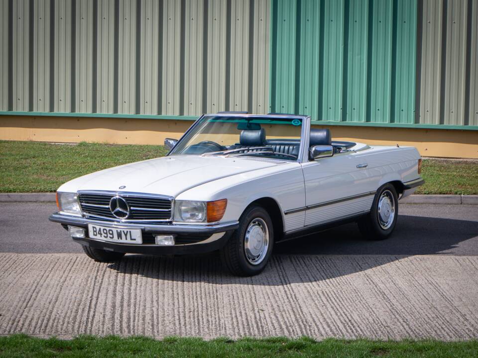 Afbeelding 1/35 van Mercedes-Benz 280 SL (1984)