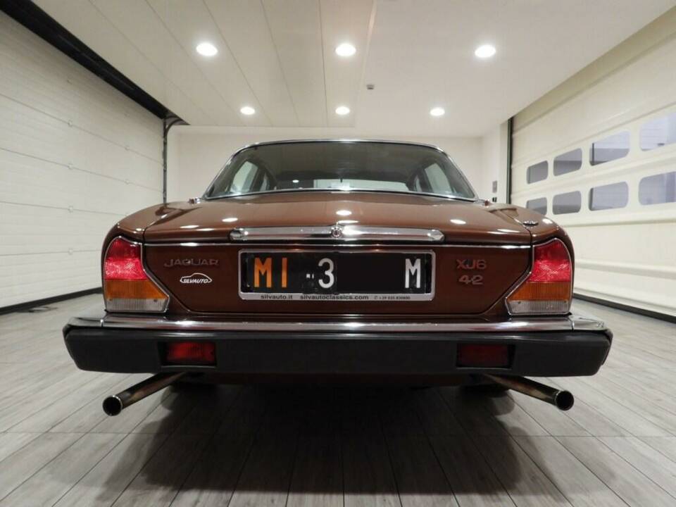 Imagen 13/15 de Jaguar XJ 6 4.2 (1981)