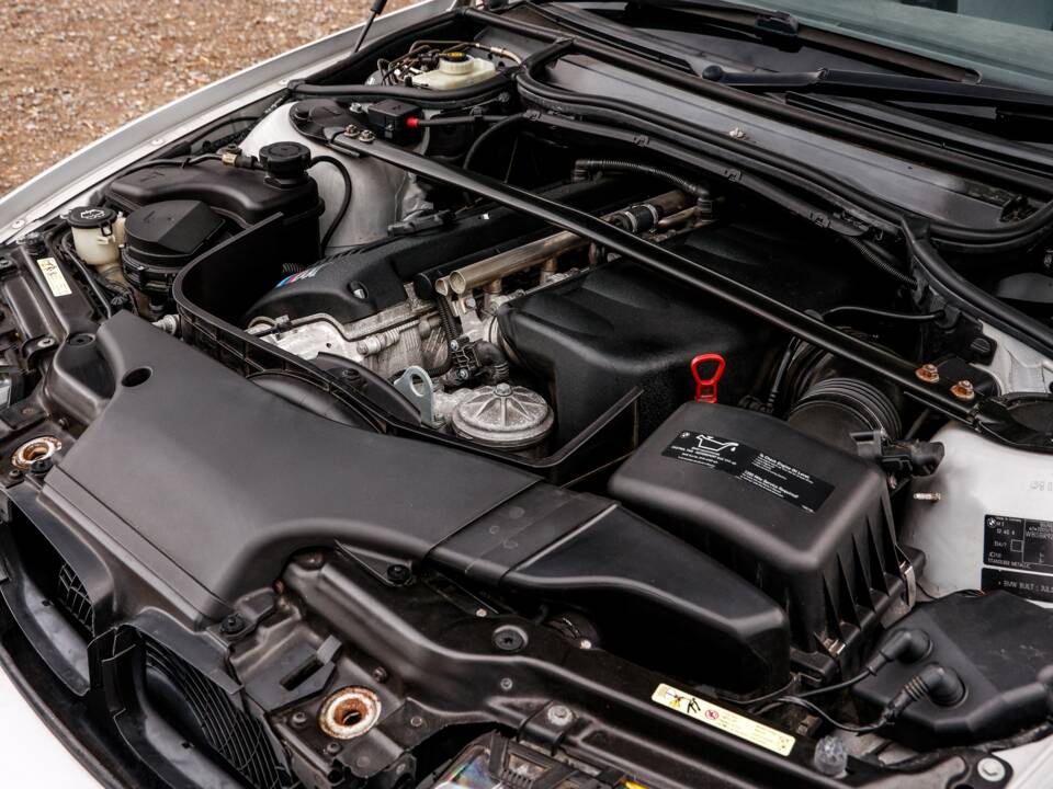 Image 3/50 de BMW M3 (2004)