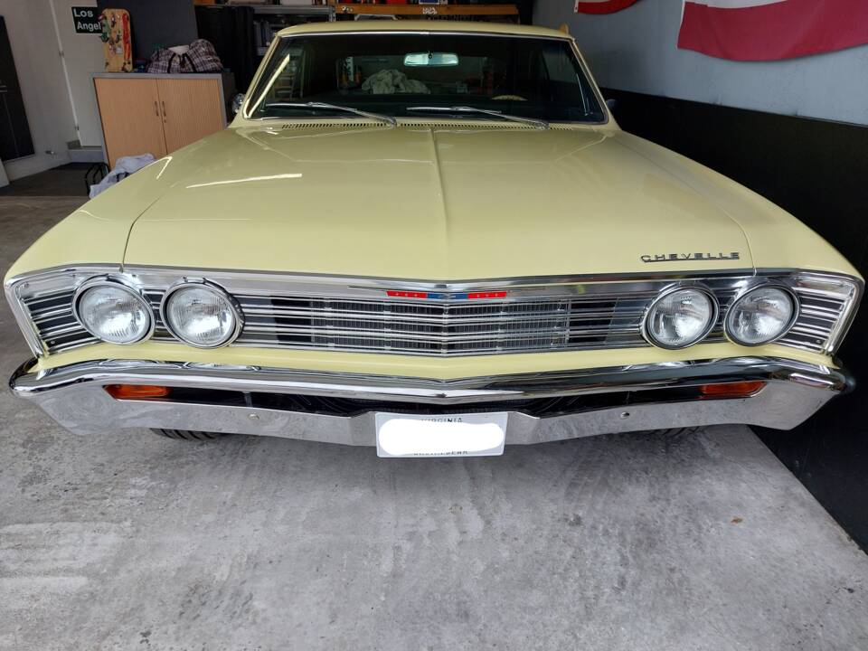 Image 4/13 of Chevrolet Chevelle Malibu Coupe (1967)