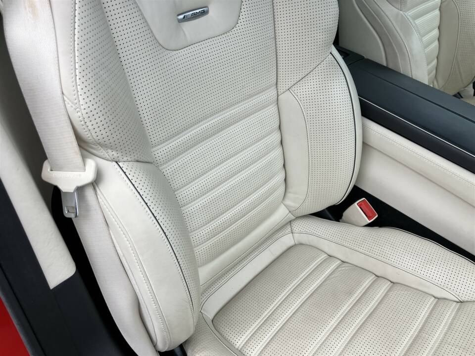 Afbeelding 44/70 van Mercedes-Benz SL 63 AMG (2012)