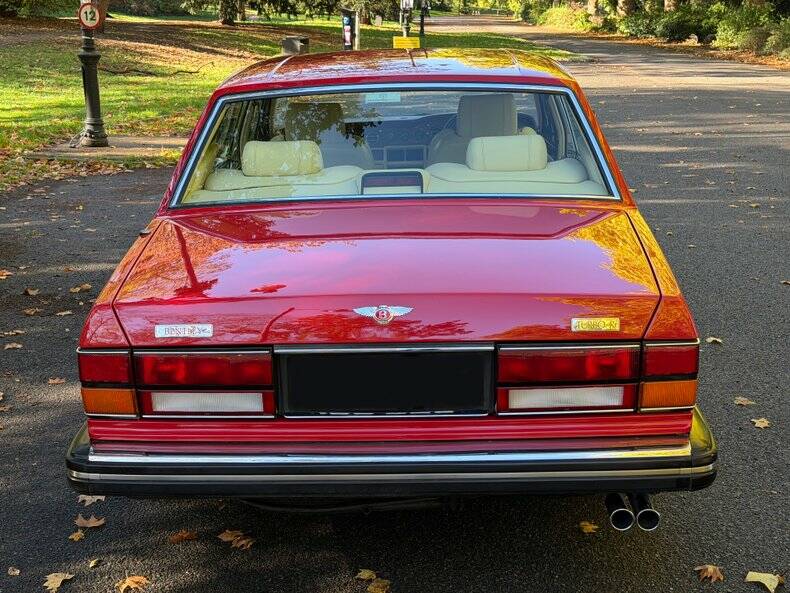Image 17/50 of Bentley Turbo R (1988)