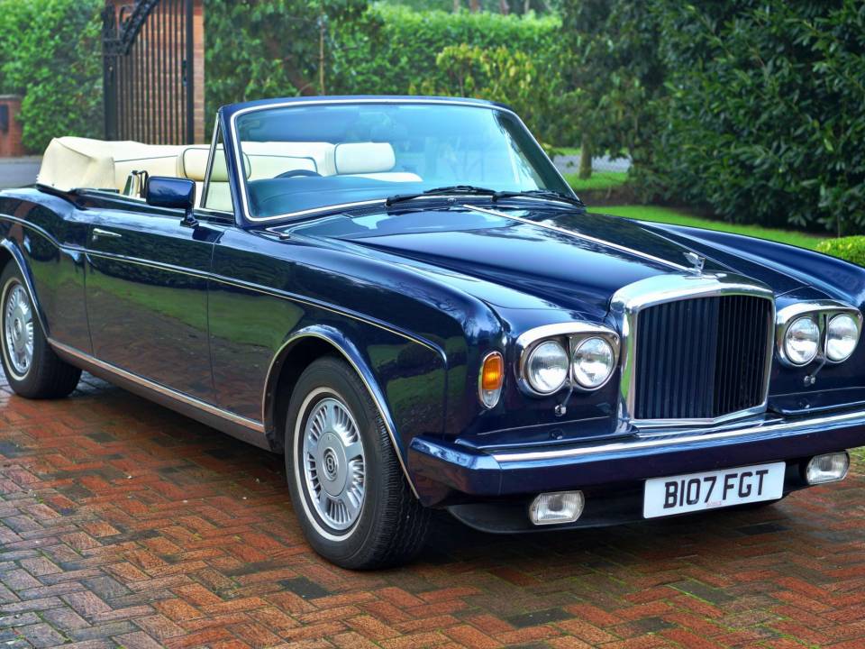 Image 25/50 of Bentley Continental (1985)