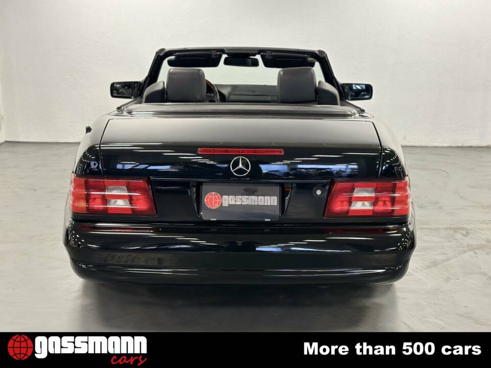 Imagen 4/15 de Mercedes-Benz SL 500 (1997)