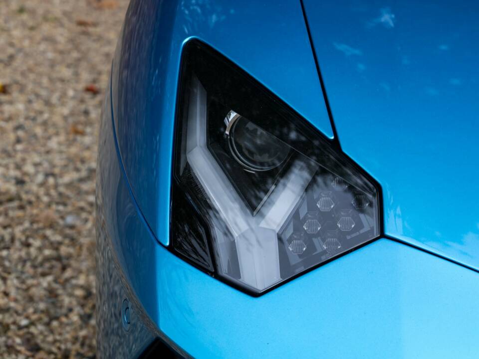 Image 25/50 of Lamborghini Aventador S (2018)