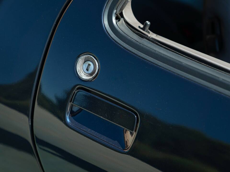 Afbeelding 35/50 van Porsche 928 GTS (1992)