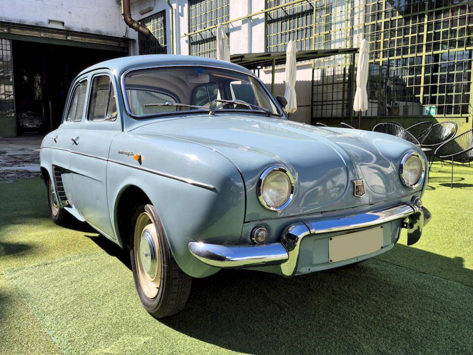 Image 8/64 of Alfa Romeo Dauphine R 1090 (1961)