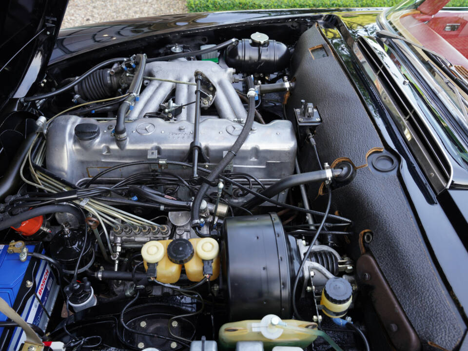 Image 8/50 de Mercedes-Benz 280 SL (1969)