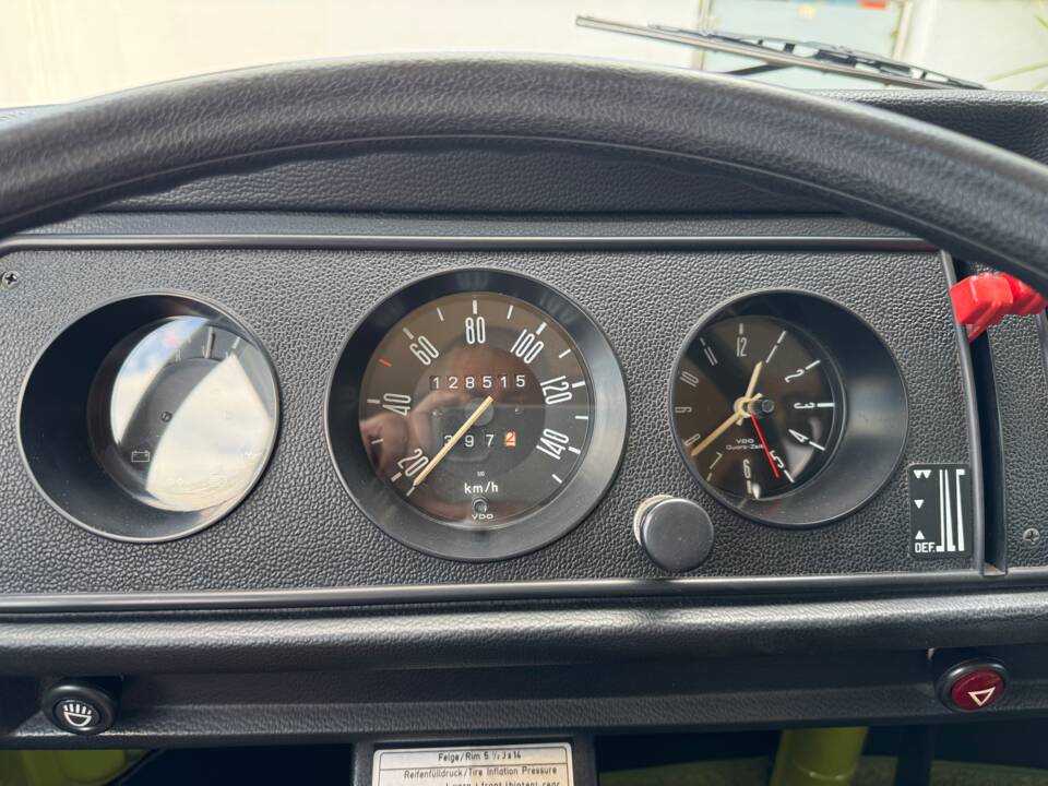Image 46/100 of Volkswagen T2b Westfalia (1979)