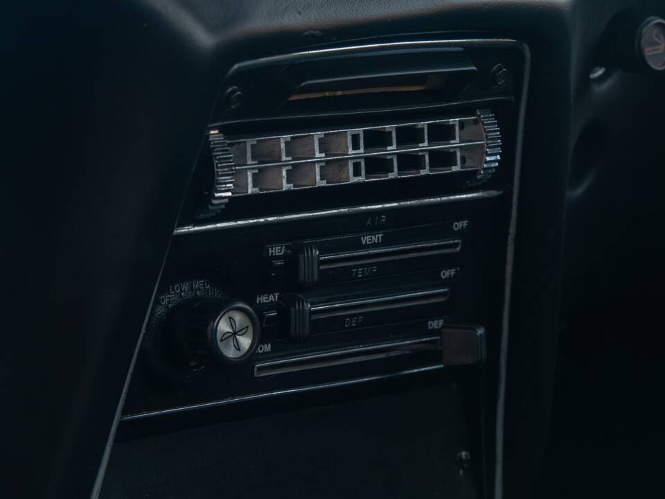 Image 44/50 of Datsun 240 Z (1972)
