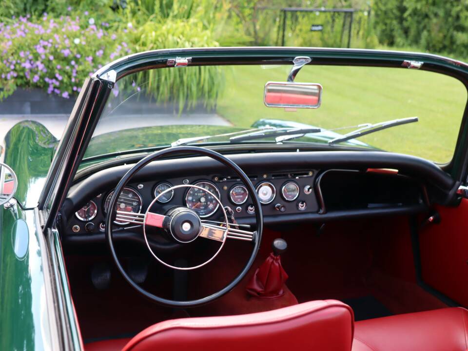 Image 24/50 of Sunbeam Alpine Mk IV (1965)