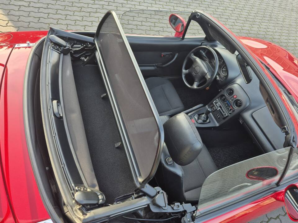 Image 19/56 de Mazda MX-5 1.8 (1995)