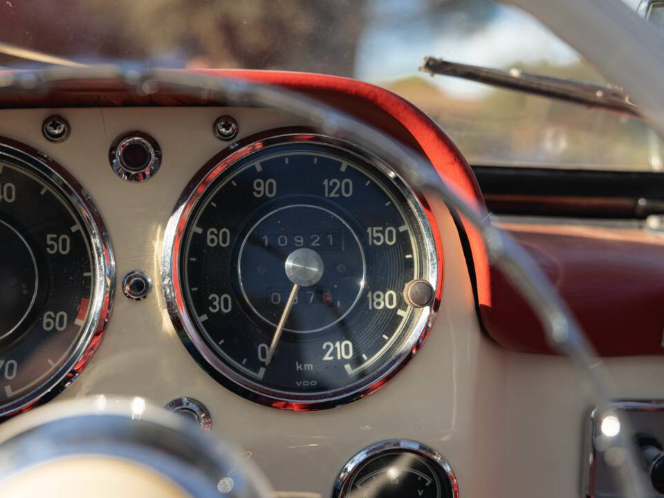 Bild 26/45 von Mercedes-Benz 190 SL (1959)