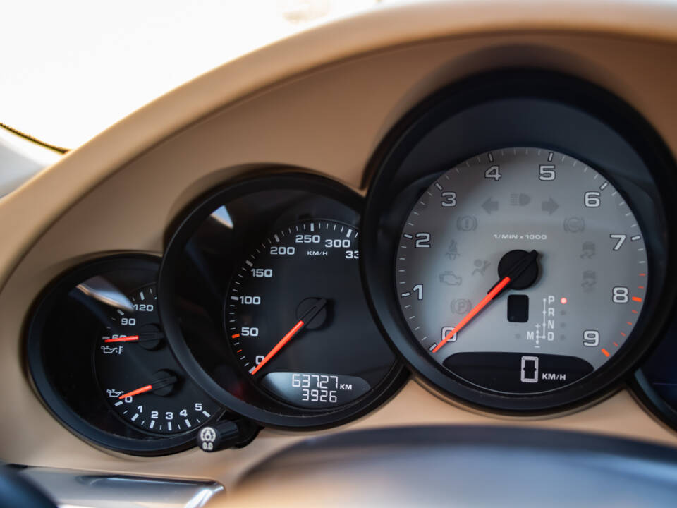 Image 34/50 of Porsche 911 Carrera S (2012)