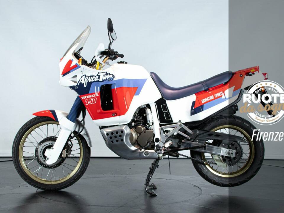 Bild 50/50 von Honda DUMMY (1992)