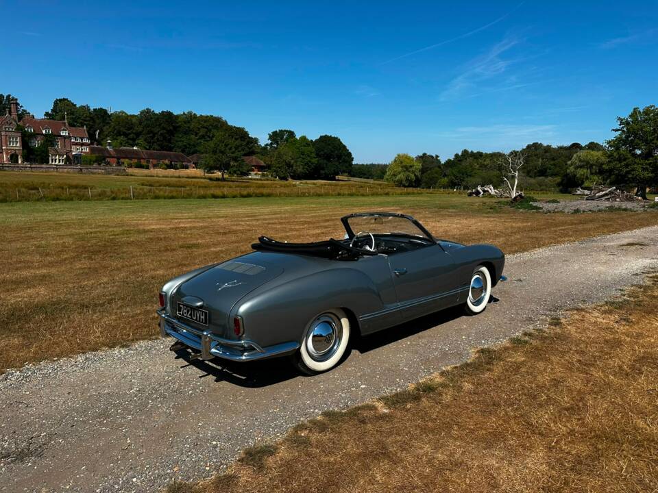 Image 3/48 of Volkswagen Karmann Ghia 1200 (1958)