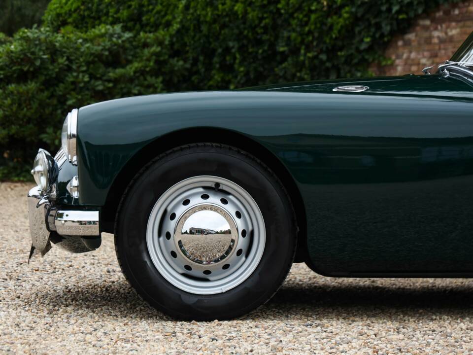 Image 12/50 de MG MGA 1500 (1958)