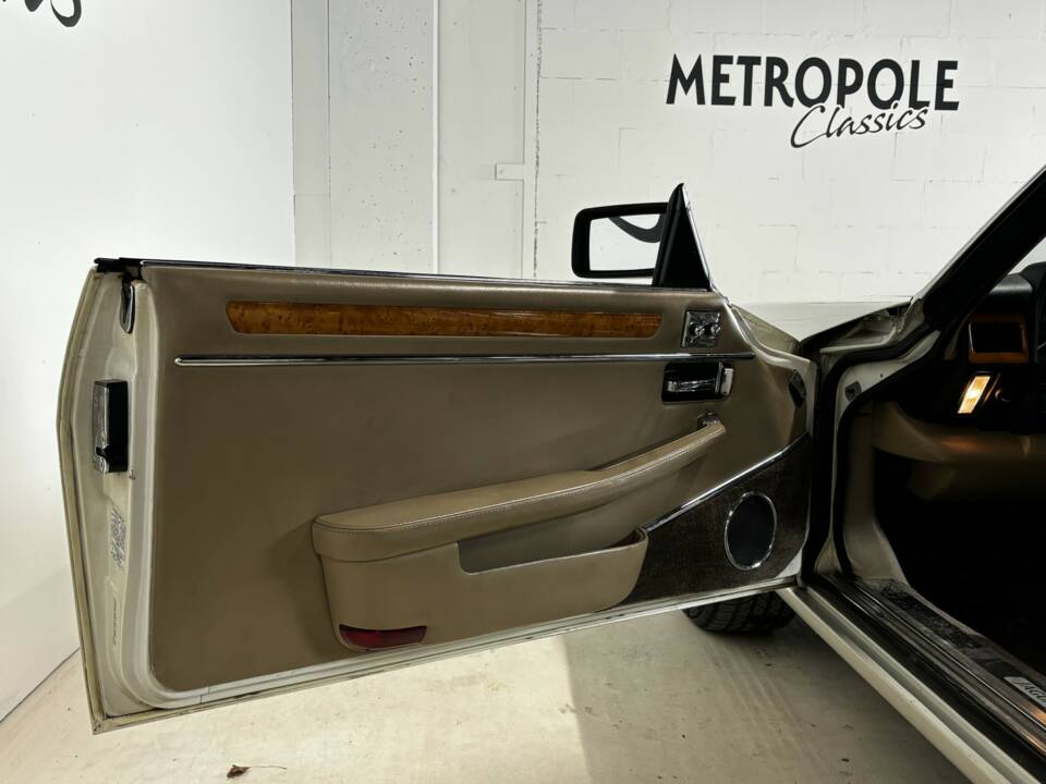 Afbeelding 13/14 van Jaguar XJS 5.3 V12 (1990)