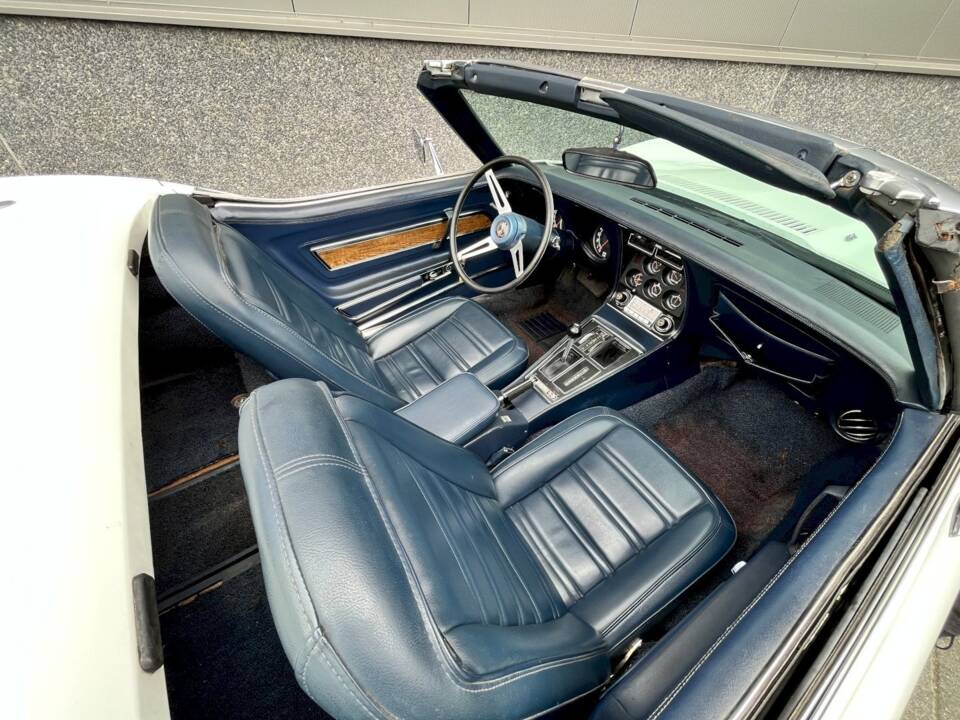 Image 19/36 of Chevrolet Corvette Stingray (1973)