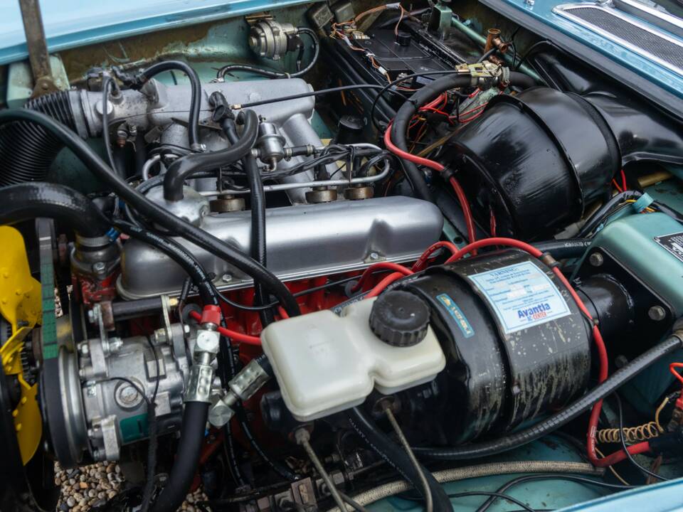 Image 29/50 of Volvo 1800 ES (1972)