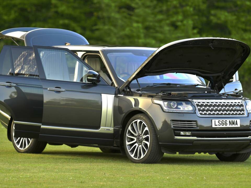 Bild 18/50 von Land Rover Range Rover Autobiography SDV8 (2017)